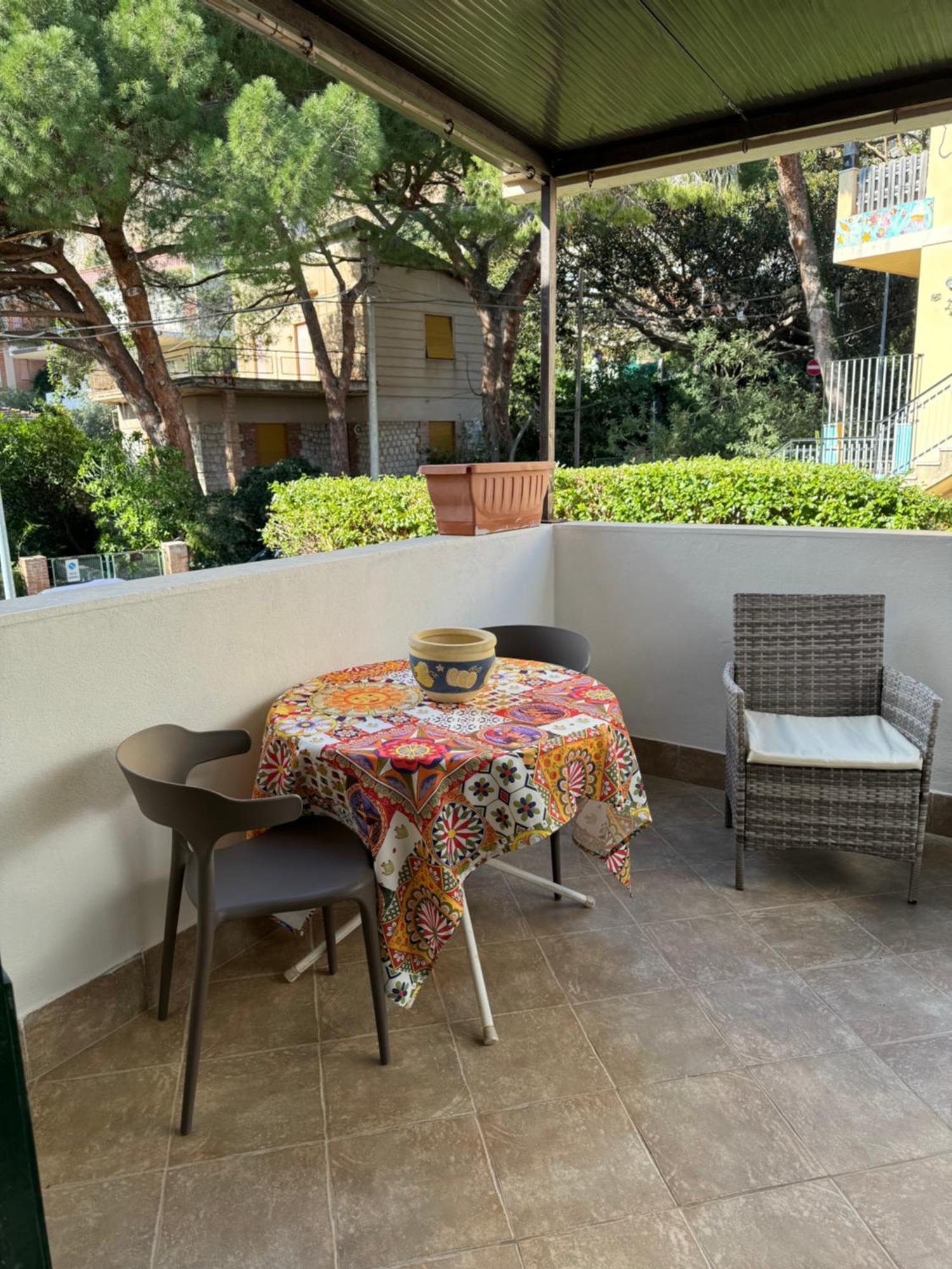 Holiday Mondello Martina מראה חיצוני תמונה